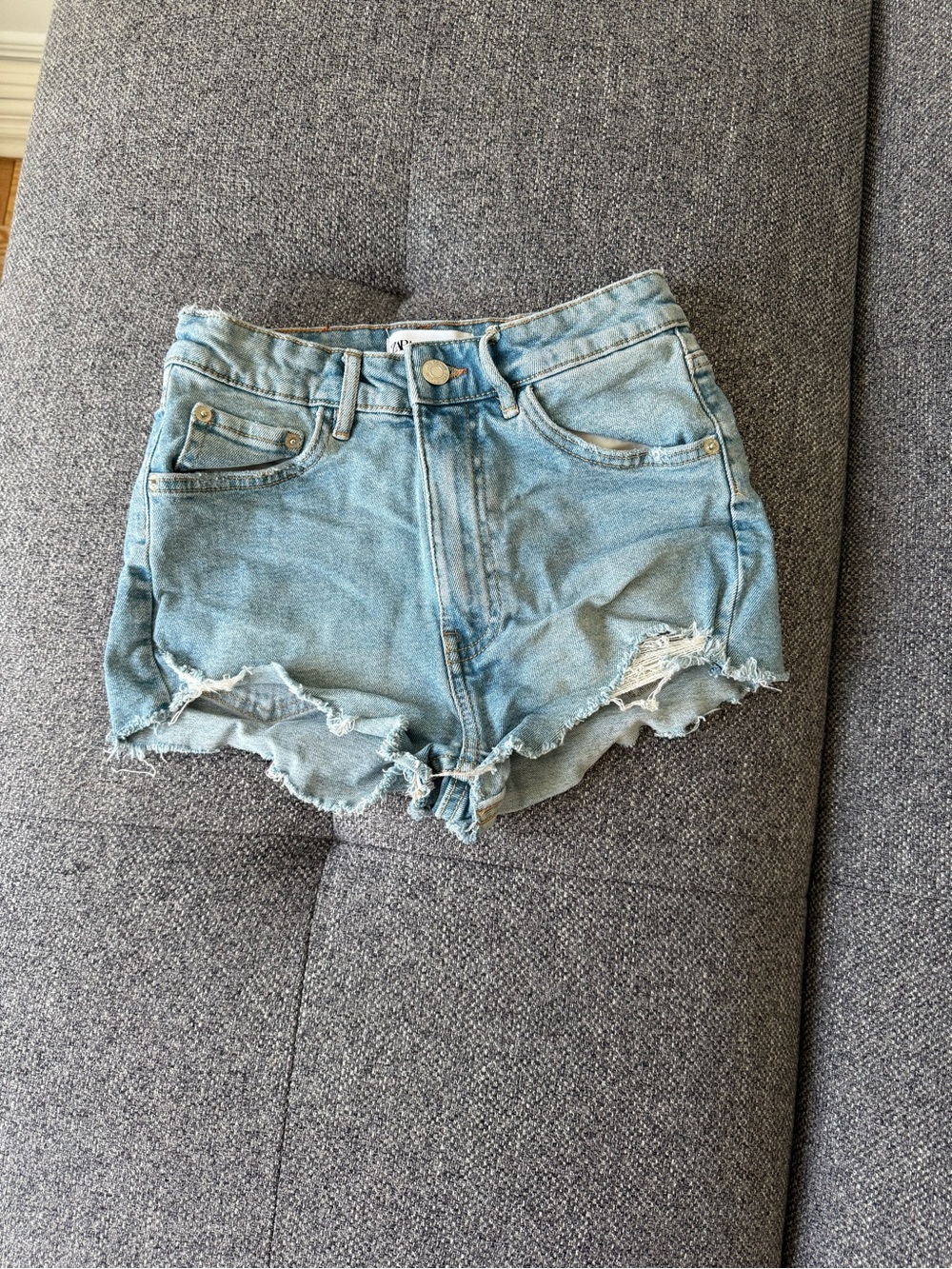 Zara High-Rise medium Blue Denim Cutoff Shorts